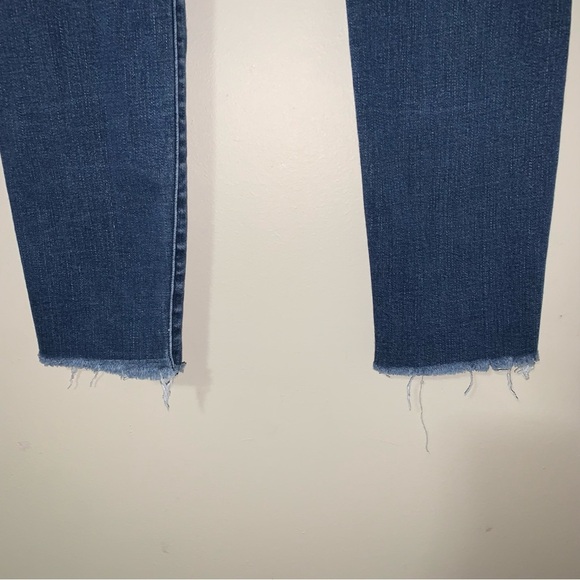 Abercrombie & Fitch Harper Ankle medium wash distressed raw hem jeans size 25/0R - Picture 6 of 6